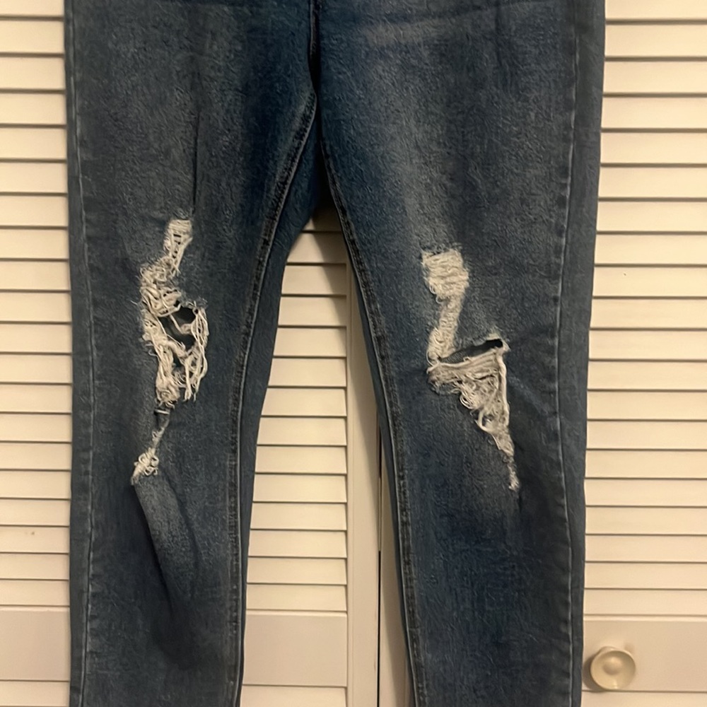 Cello Distressed High Rise Mom Jean - Picture 3 of 6